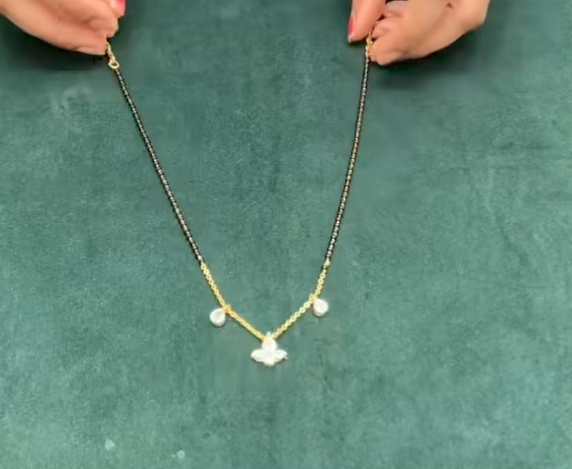 Single line mangalsutra