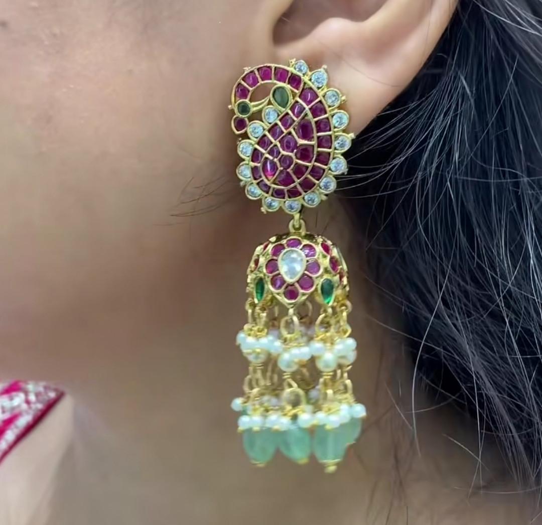 JHUMKAS