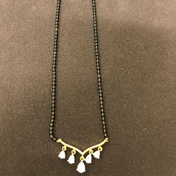 SINGLE LINE MANGALSUTRA